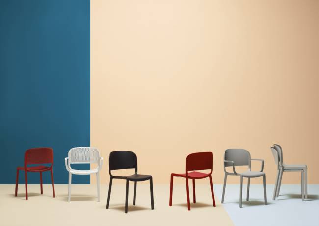 Кресло пластиковое Dome красный 580х530х810 мм Кресло пластиковое Dome красный 580х530х810 мм