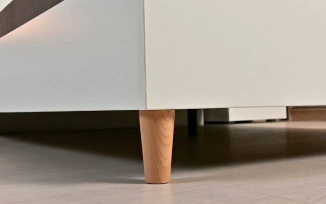 Две прикроватных тумбочки и кровать с основанием 1600 Муссон 11.41 цвет белый/дуб эндгрейн элегантный Две прикроватных тумбочки и кровать с основанием 1600 Муссон 11.41 цвет белый/дуб эндгрейн элегантный